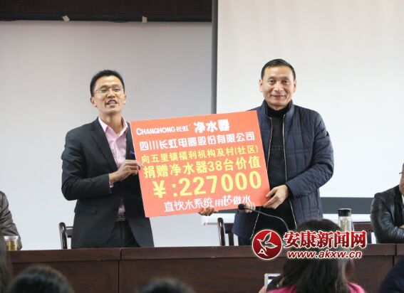 QQ圖片20161206182824.jpg