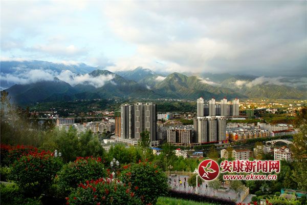 新城新景--謝小平攝.jpg