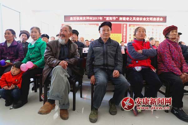 11027գϾƺ˂һÚg.jpg